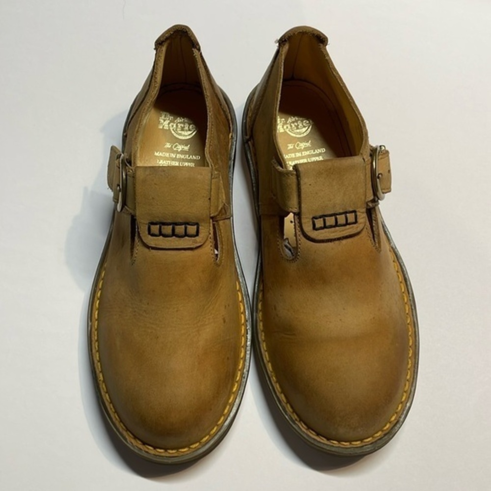 Dr Martens Vintage 90’s Mary Jane Leather Tan shoes made in England size 6 UK.